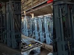 वेयरहाउस फोर्कलिफ्ट 4 व्हील ड्राइव, FD40 4000KG डीजल फोर्कलिफ्ट 21 किमी / घंटा
