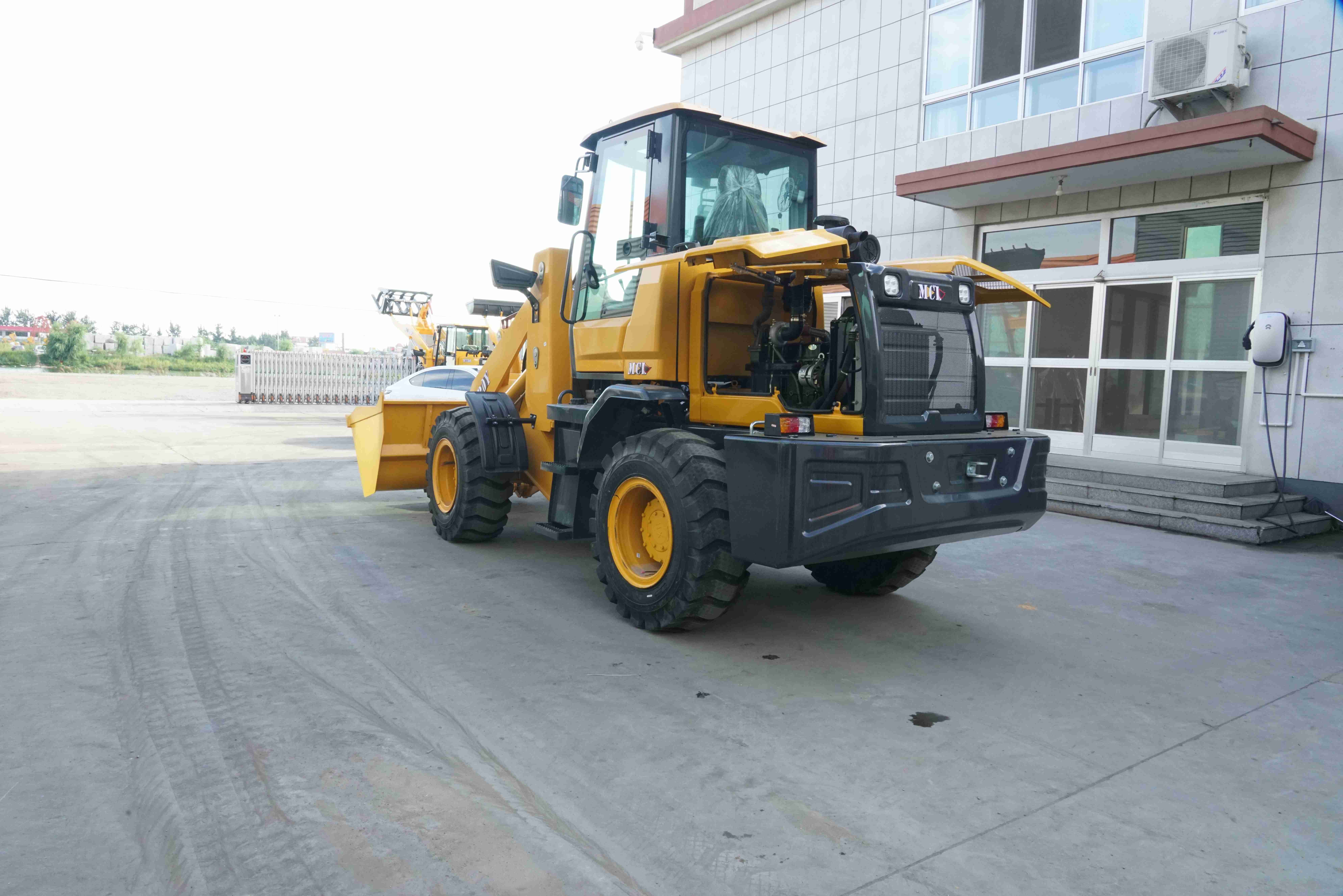 Mini Compact Wheel Loaders Mechanical Joystick 2600mm Axle Base